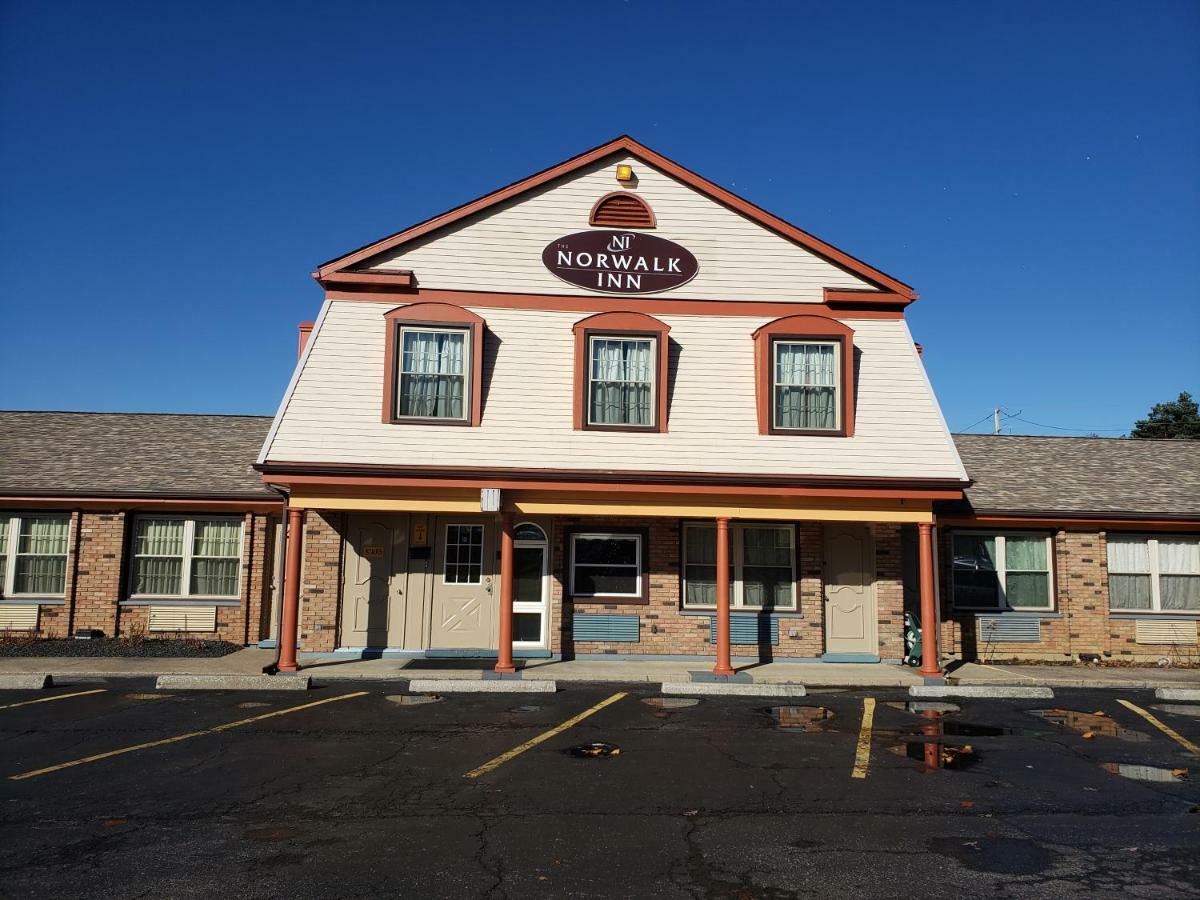 Norwalk Inn 외부 사진